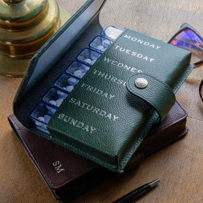 ETTINGER | Capra Pill Case Forest Green